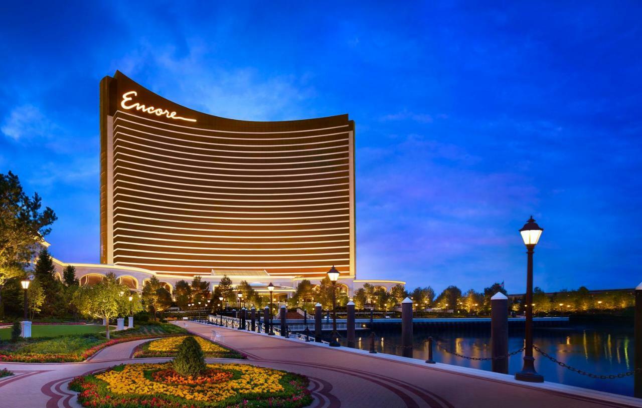 Hotel Encore Boston Harbor 5*